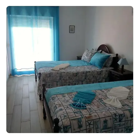 Apartament A Frente Do Mar Com Vista Nazaré